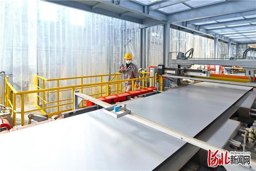 河钢唐钢0.5mm超薄规格低合金高强钢成功下线，金属制品研发迈向新高度